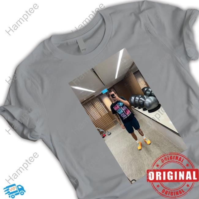 Harry Wearing One Direction Up All Night Tour And Taking Photo Long Sleeve Tee Shirt