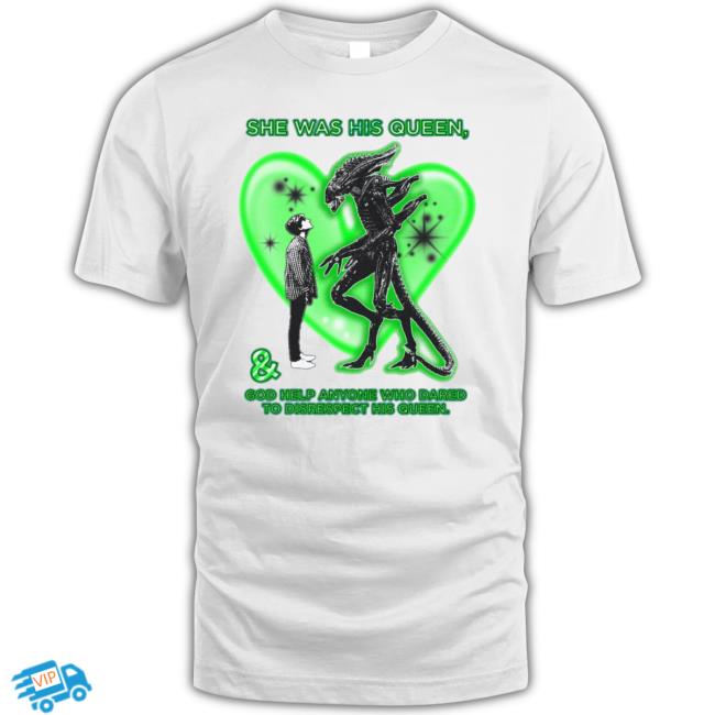 She Was His Queen Classic Shirt She Was His Queen Classic Shirt
